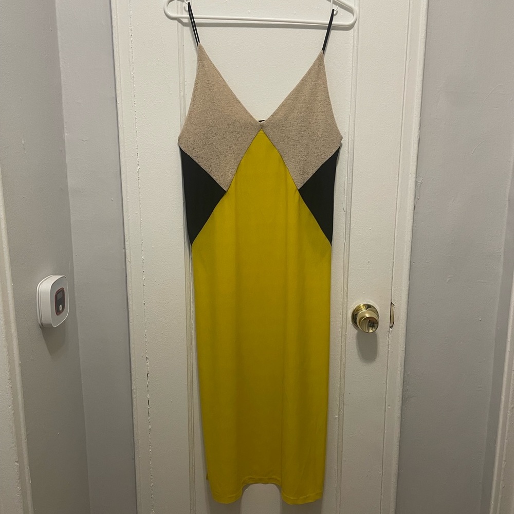 Satin dress with color blocking